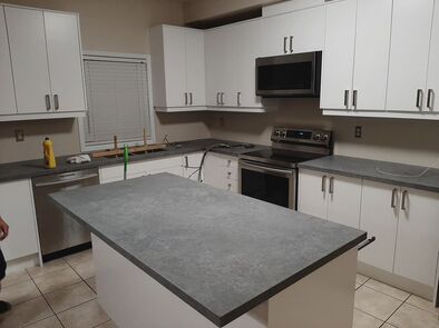 TCE QUARTZ LEATHERED STONE
